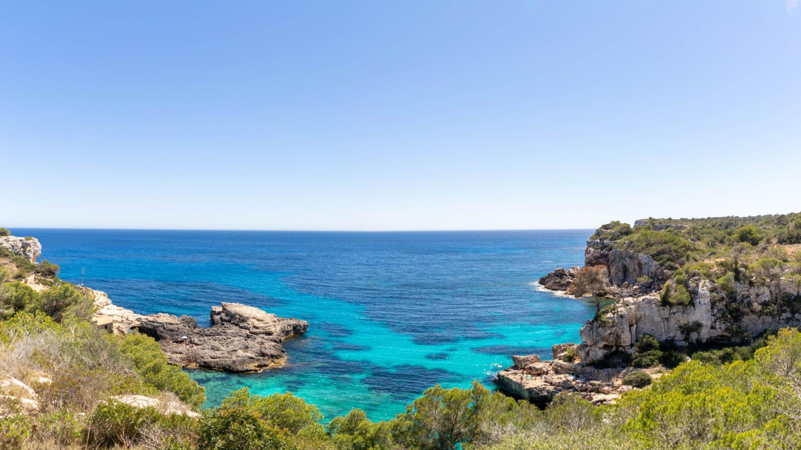 Mallorca für Alleinreisende: Sicherheit, Tipps und Community
